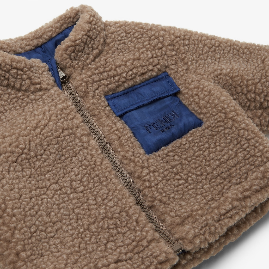 Baby-Jacke mit Bären