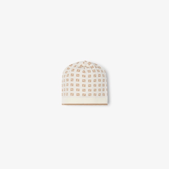 Fendi Baby hat in a cream cotton and cashmere knit with all-over