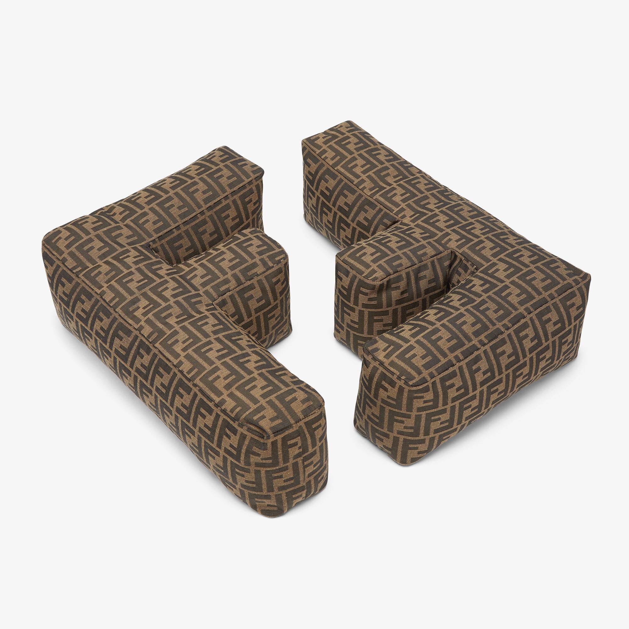 BUS080ATBSF0VAT_02?wid=2000&