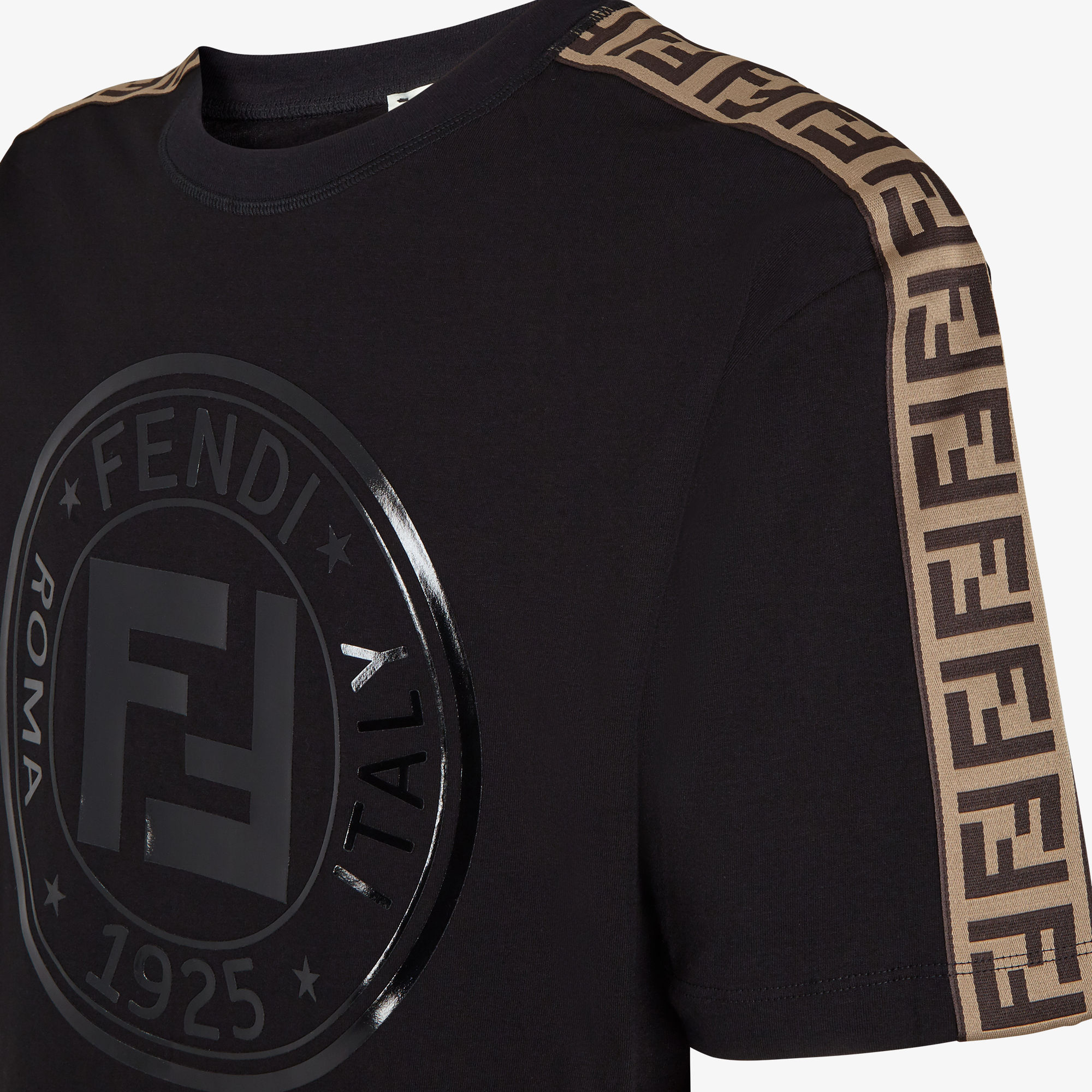 本日限定値下げ‼️FENDI ROMA Tシャツ ブラック XS T-Shirt - Black | FENDI US