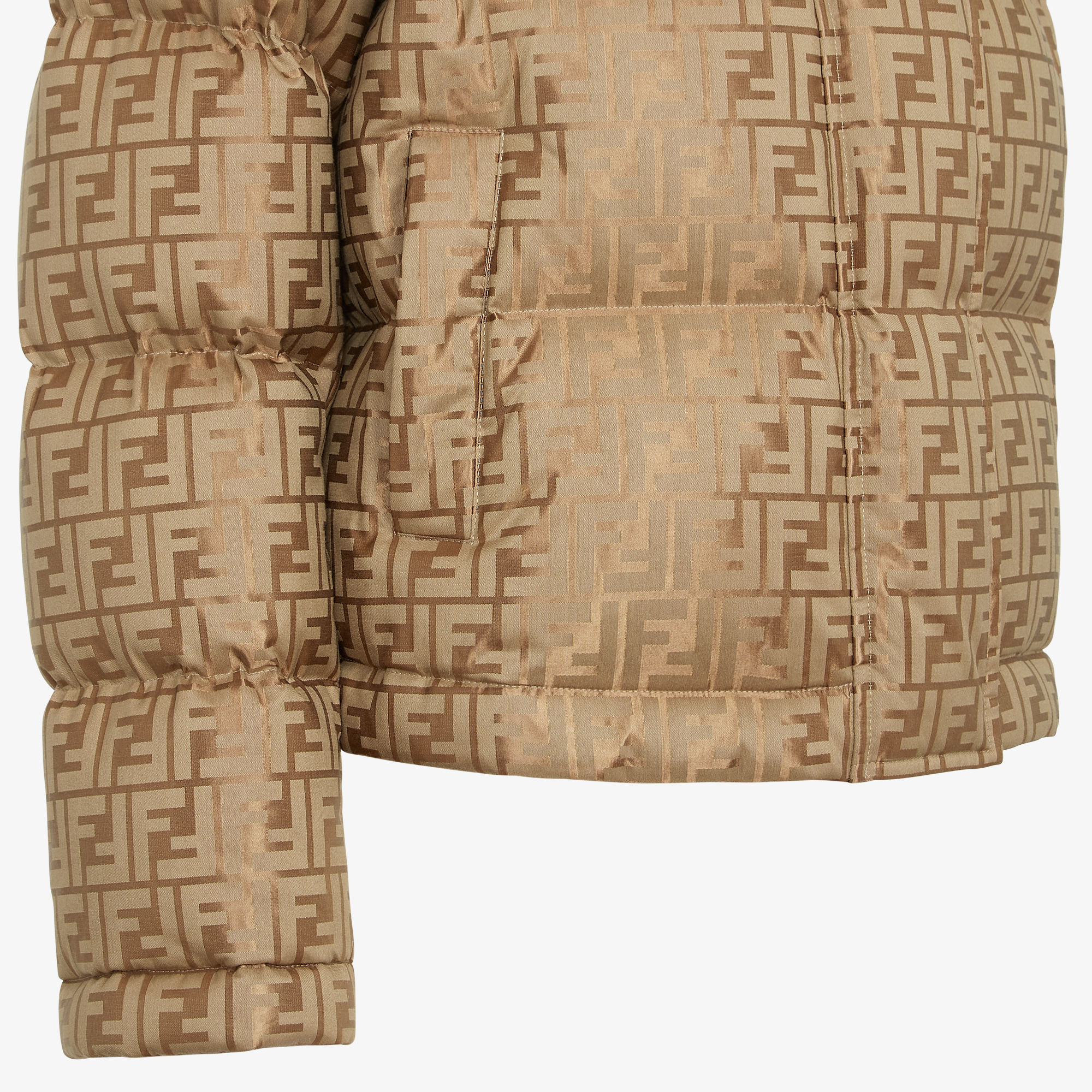 ダウンジャケット テクニカルファブリック ブラウン | Fendi ダウンジャケット テクニカルファブリック ブラウン | Fendi