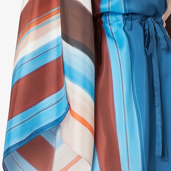 Fendi Short kaftan dress with wide kimono sleeves | Thumbnail 3