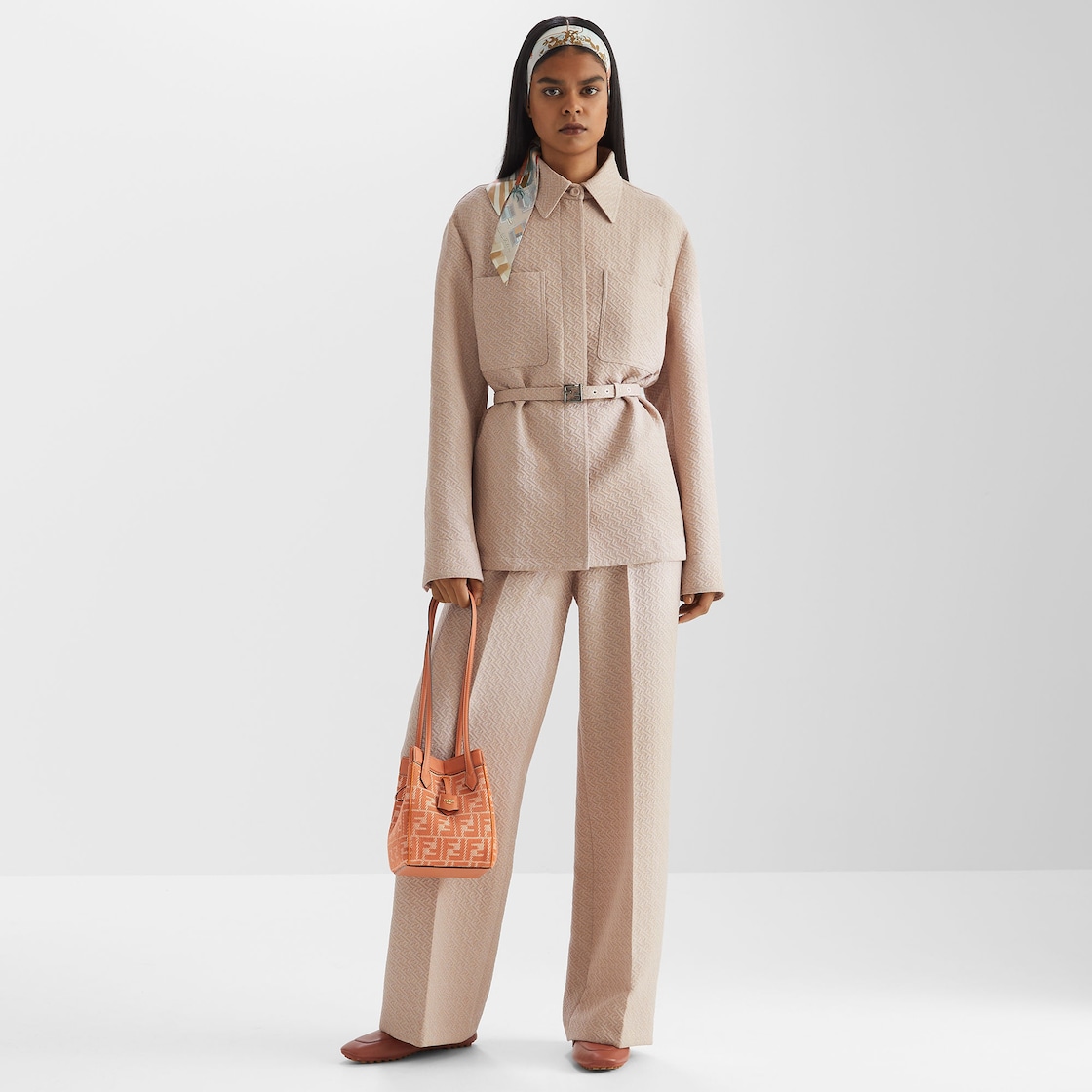ウィメンズ デザイナー ジャケット | FENDI JP ウィメンズ デザイナー ジャケット | FENDI JP