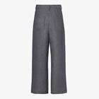 長牛仔褲的影像 2/4