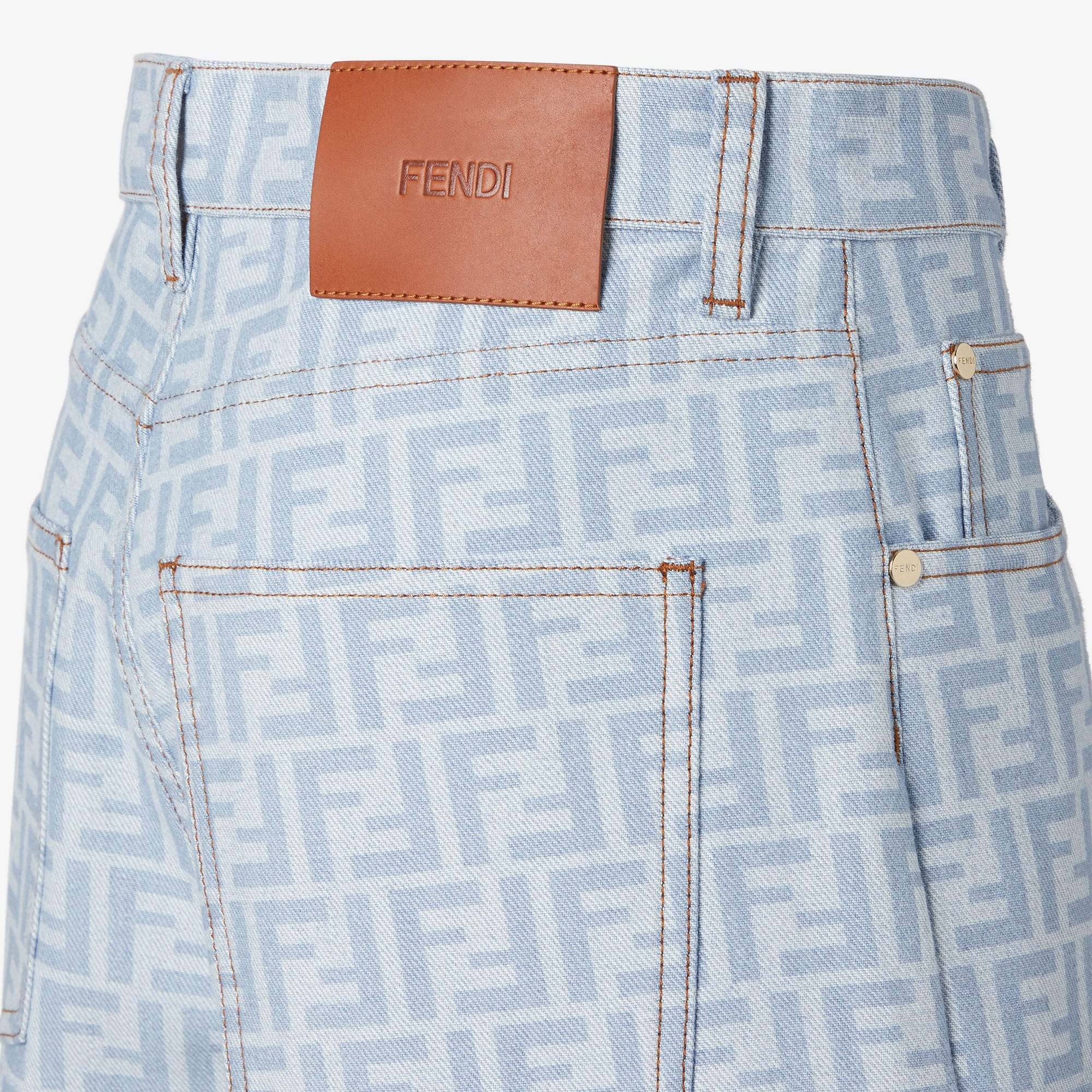 FENDI 21SS カーリグラフィー ハイウエスト デニム ショートパンツ ショートパンツ デニム ライトブルー | Fendi