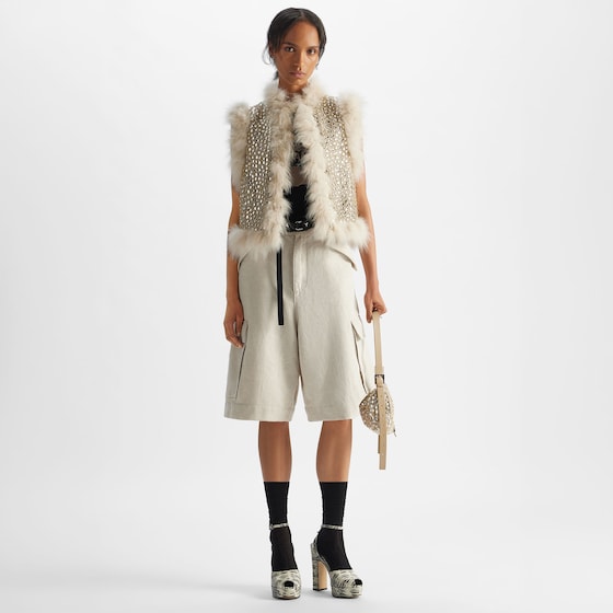 Fendi Wide-leg Bermuda shorts with cargo patch pockets on | Thumbnail 4