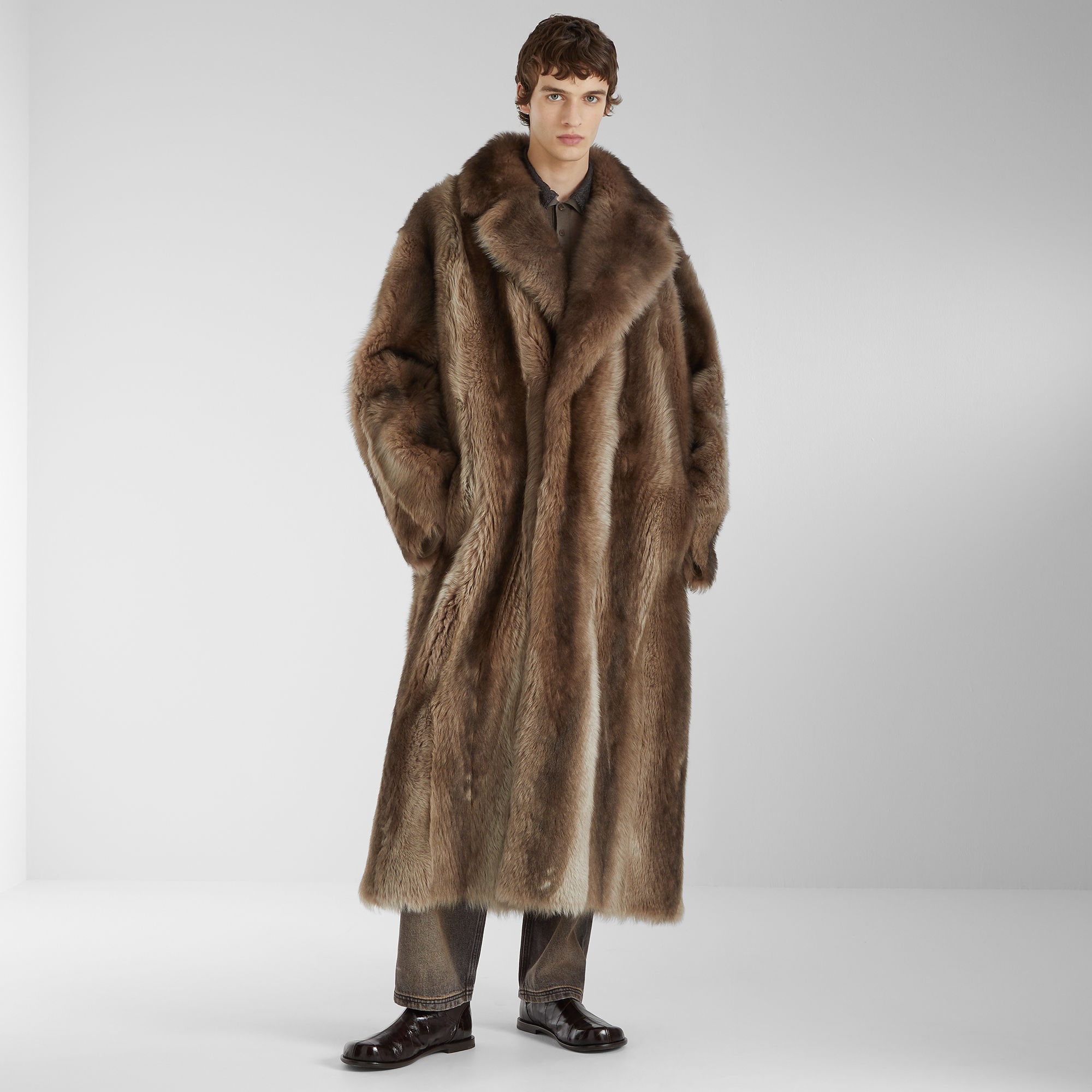 FENDI ファーコート ブラウン FENDI（毛皮/ファーコート）のフリマ