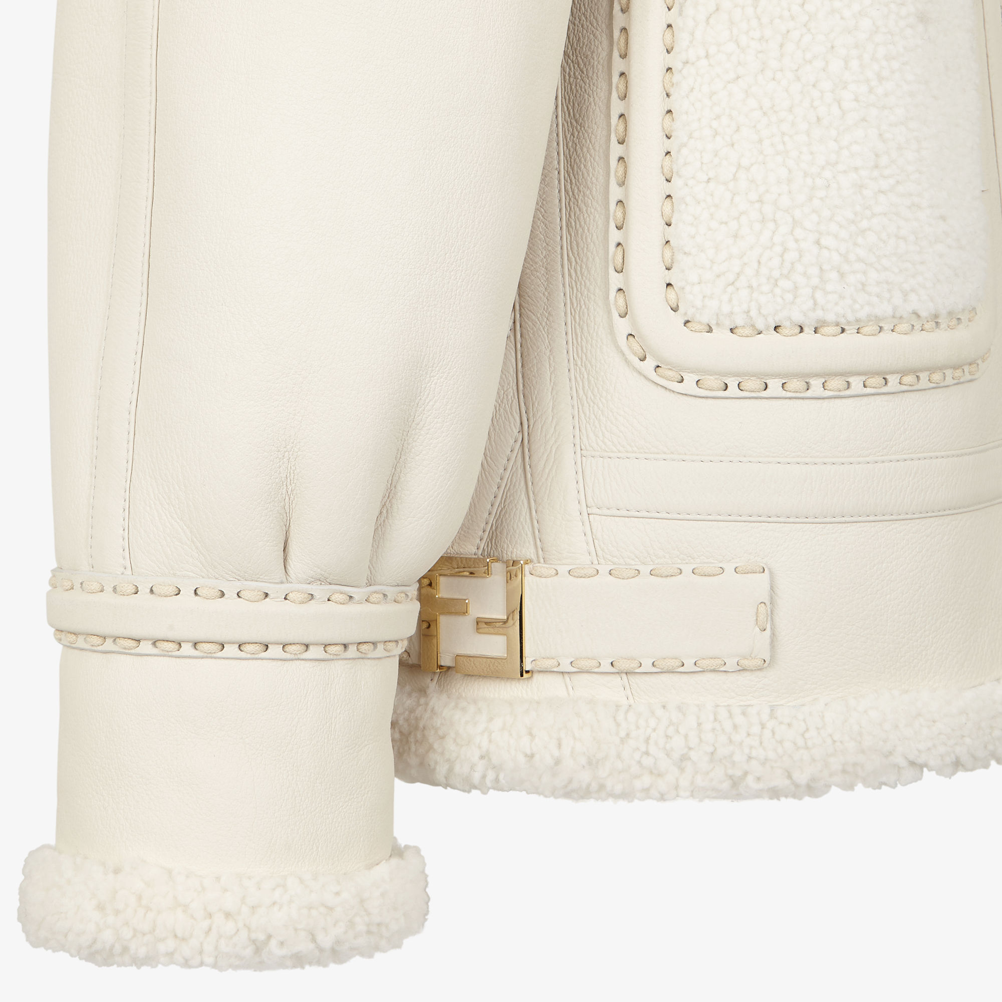 ジャケット FENDI Woman Jacket White FLF810AT1E F08QQ Jacket Fur White | Fendi