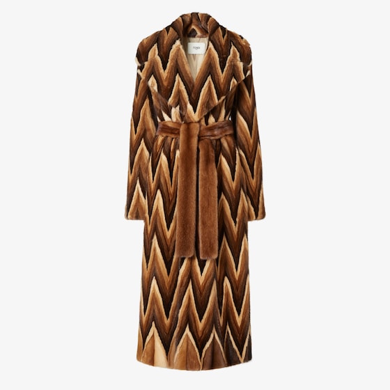 Fendi Long enveloping coat with a large lapel collar and matching