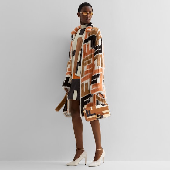 Fendi Wrap-style midi coat | Thumbnail 4