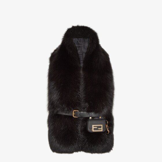 Fendi Maxi Stole In Black