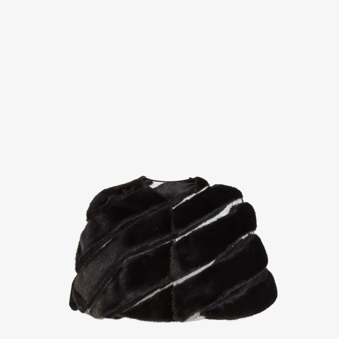Cape Fur Black - Image 1/3