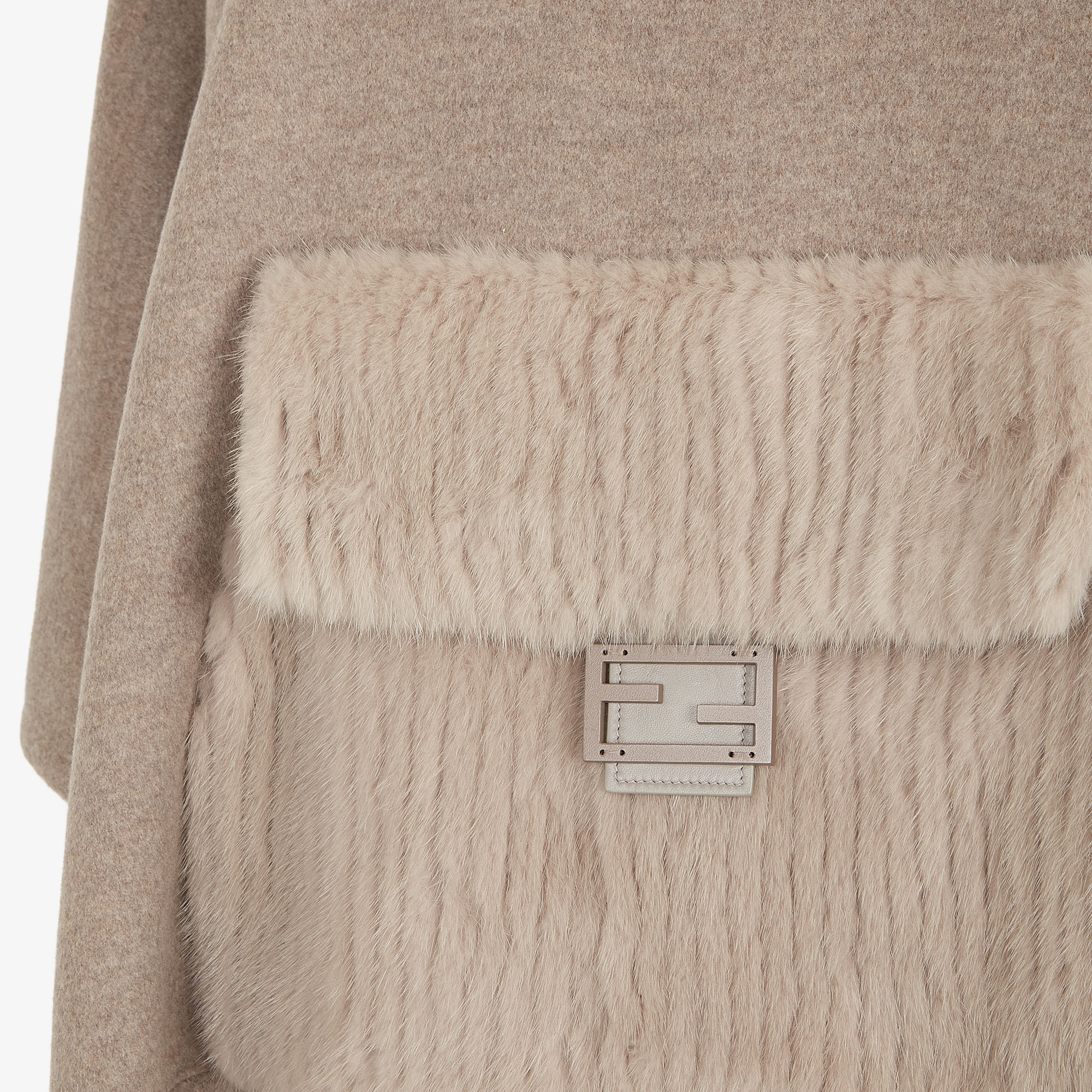 ポンチョ ウール グレー | Fendi