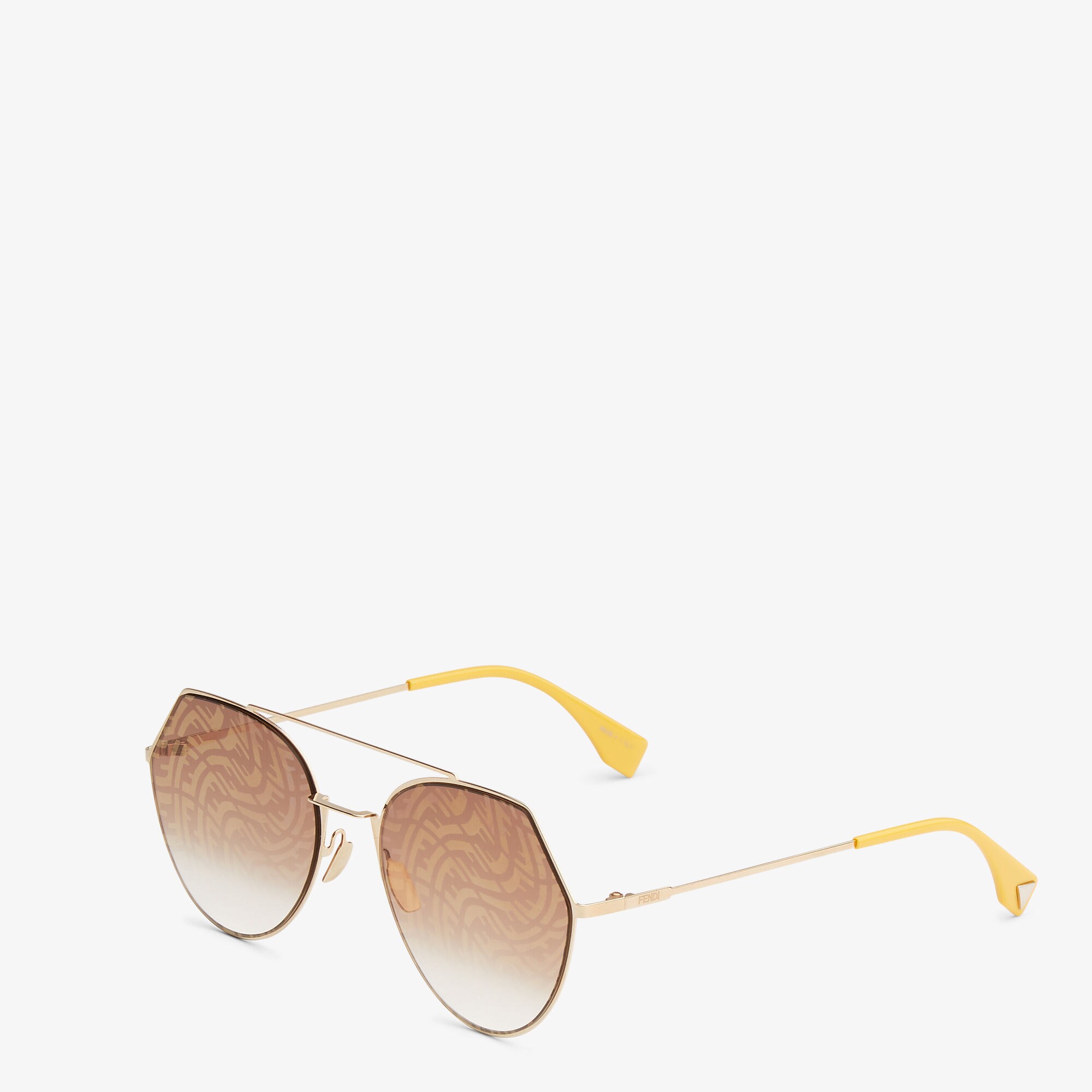 Eyeline Gold coloured sunglasses Fendi