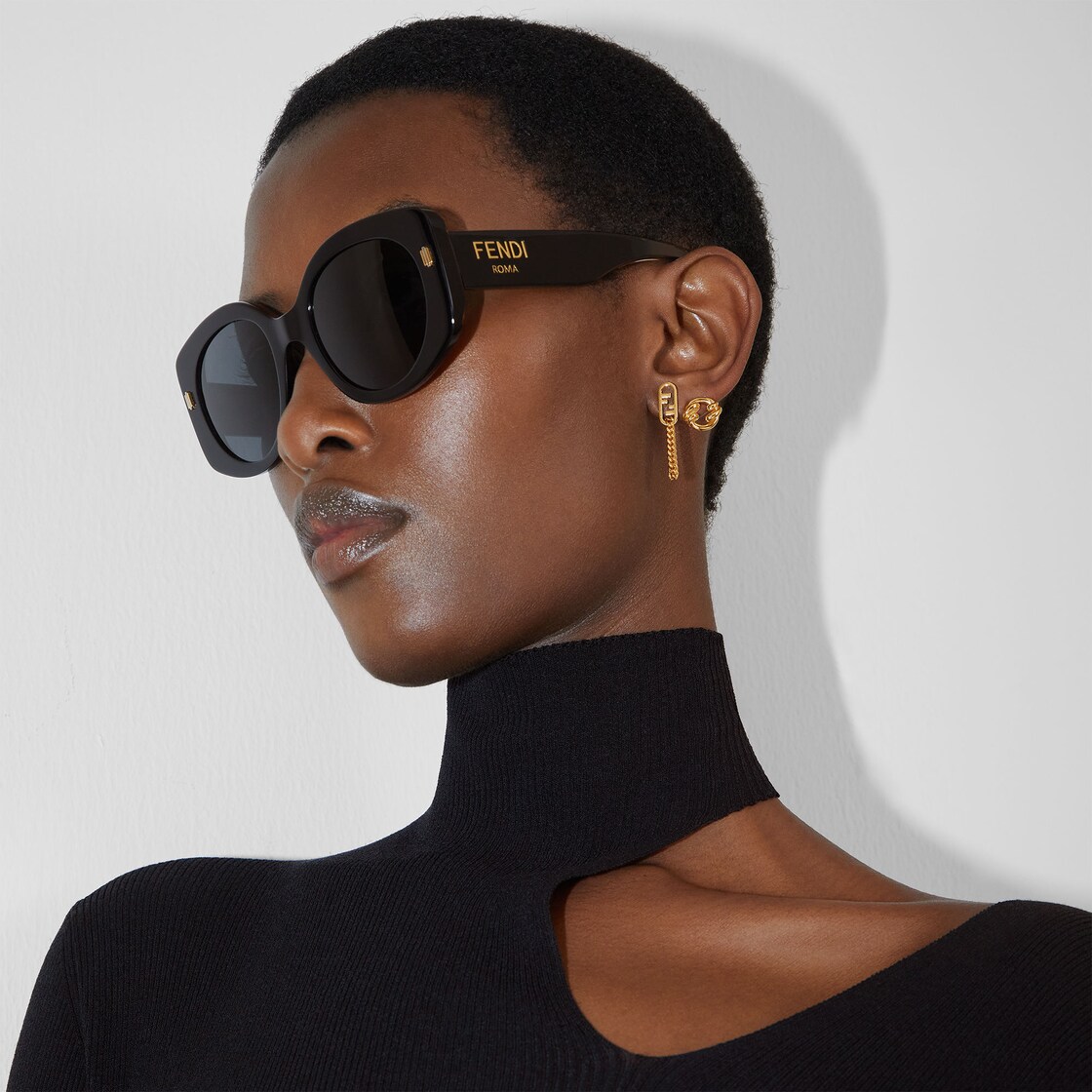 Fendi shop crystal sunglasses