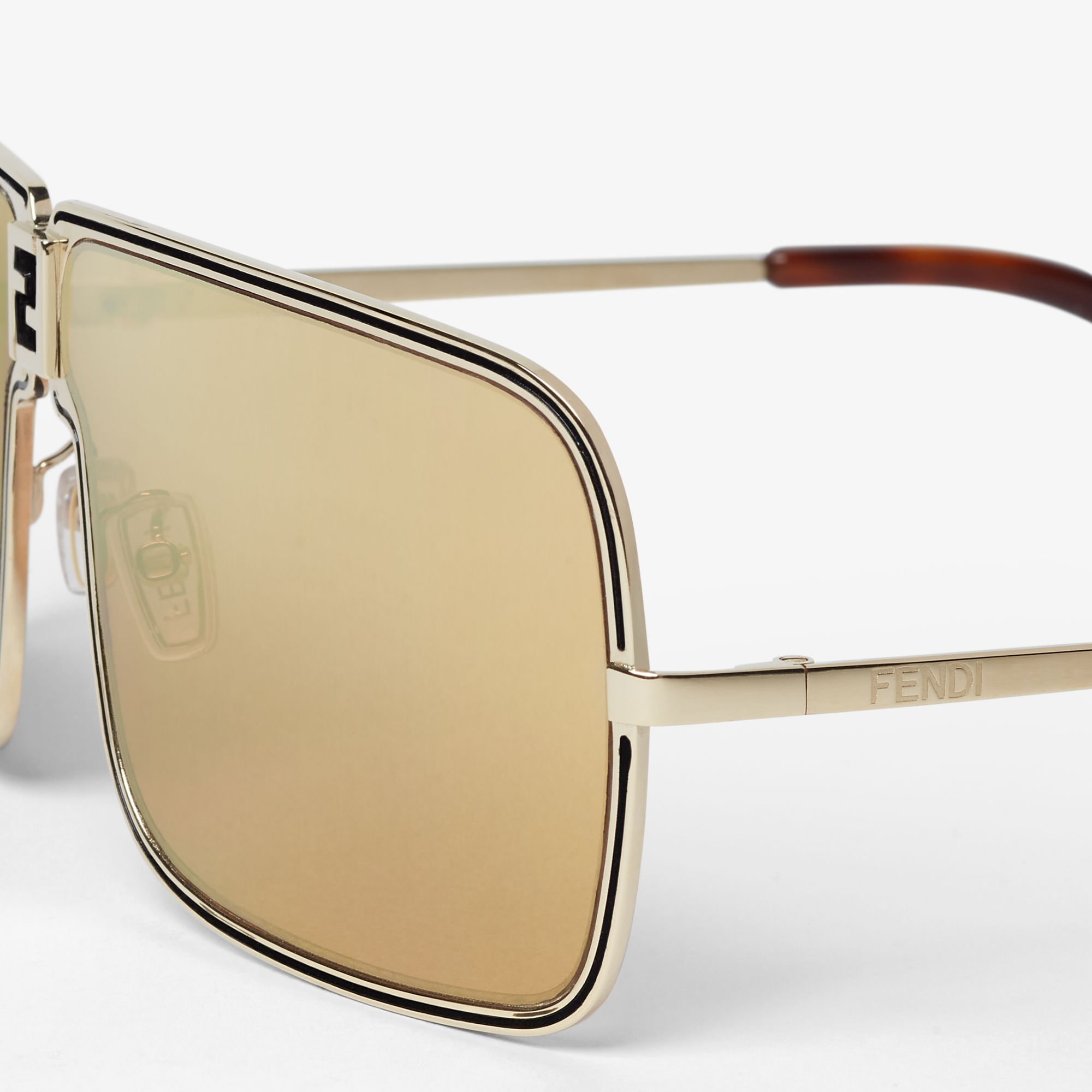 Fendi ゴールド ラージ スクエア メガネ FOL130V1TF1UID_03?wid=2000&hei