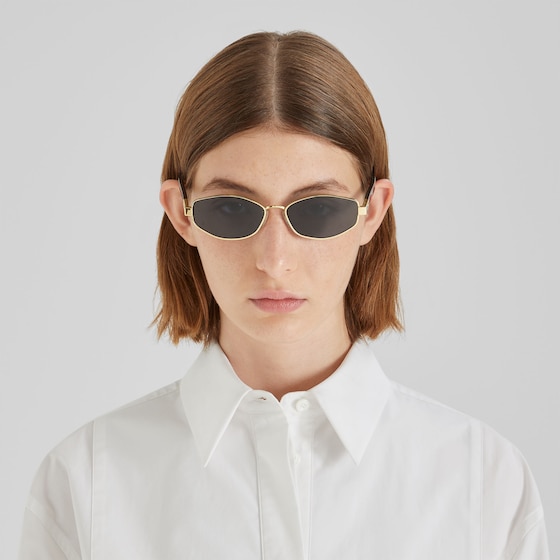 Fendi Oval Baguette glasses in gold-finish metal, decorated | Thumbnail 4