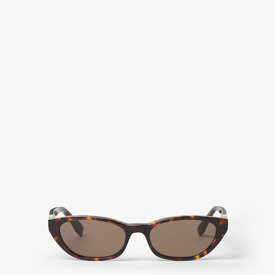 Fendi Baguette In Brown