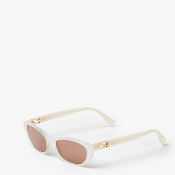 Fendi Cat-eye Baguette glasses in translucent creamy white | Thumbnail 2