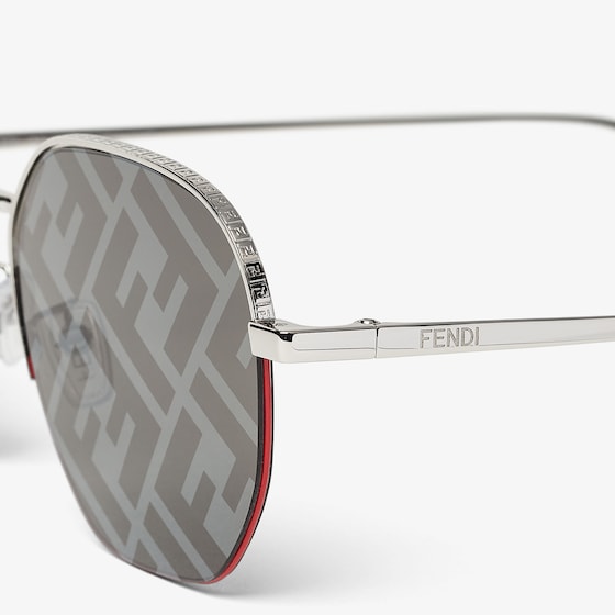 Fendi Round frames in palladium-finish metal | Thumbnail 3