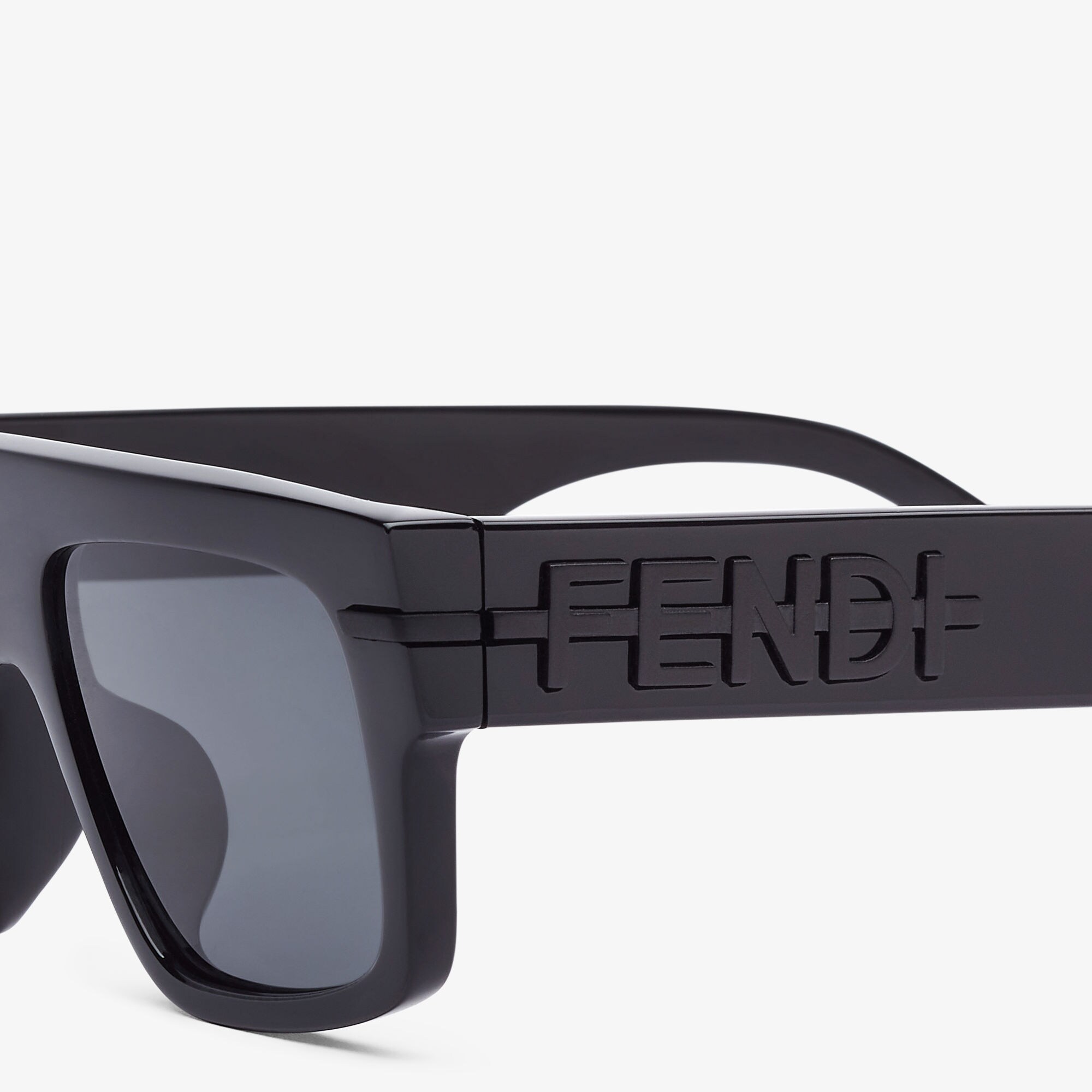 フェンディ FENDI FENDI サングラス FE40029U ラウンド型 ロゴ