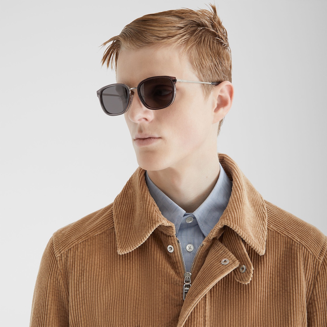 メンズ デザイナー サングラス | FENDI JP メンズ デザイナー サングラス | FENDI JP