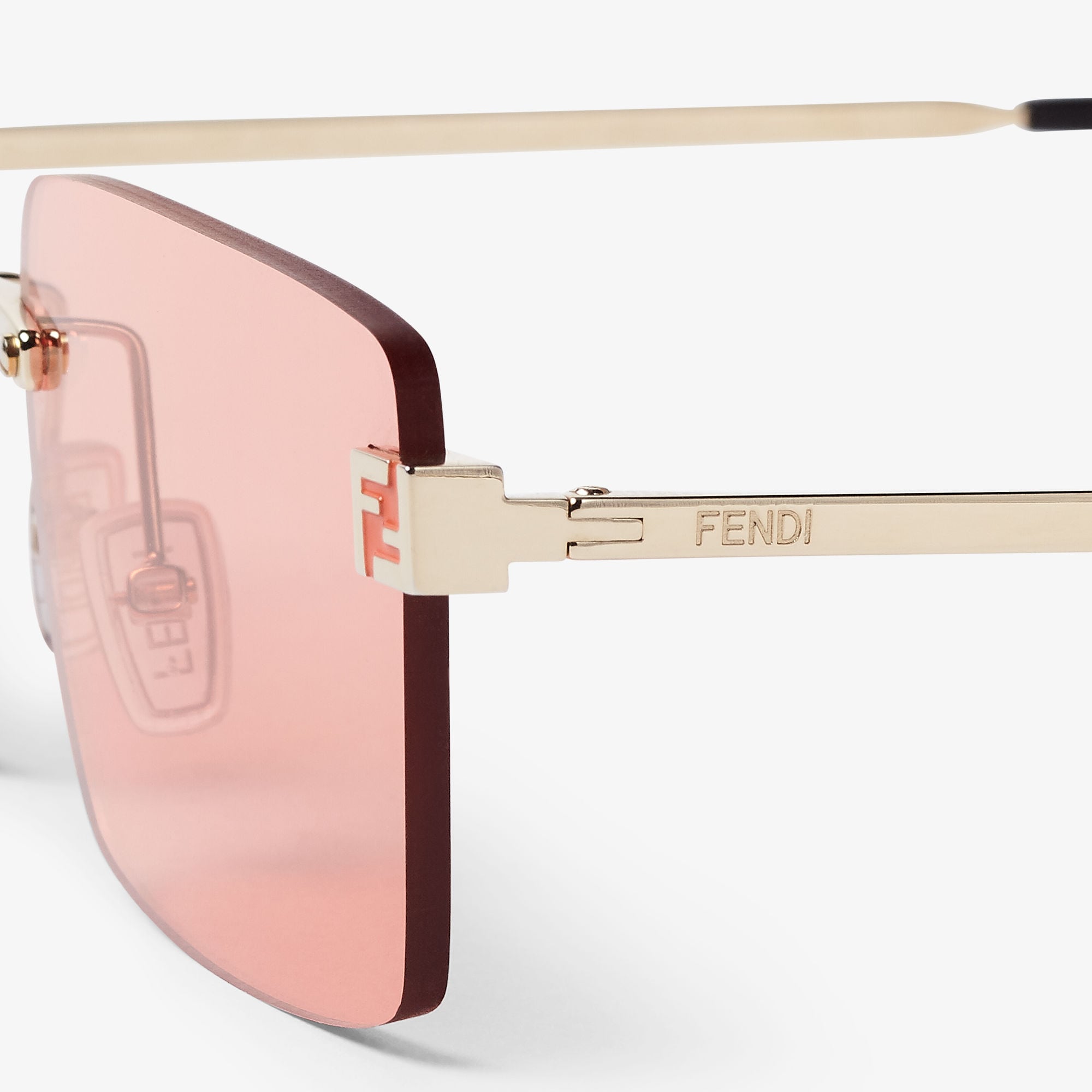 Fendi Sky Metal Pink | Fendi