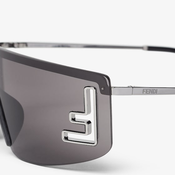 Fendi FF Squared shield-front glasses, with laser-cut FF finished | Thumbnail 3