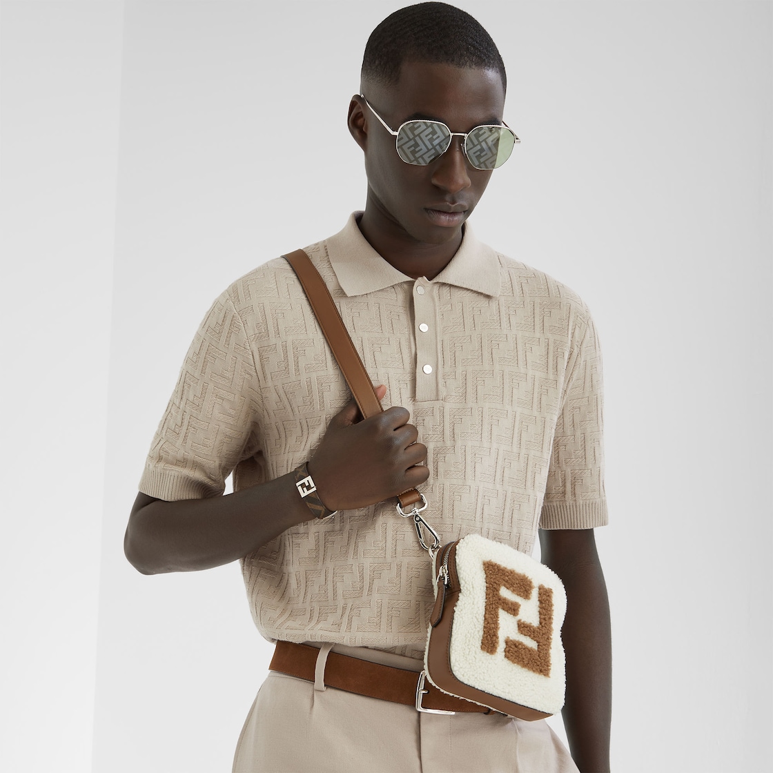 メンズ デザイナー サングラス | FENDI JP メンズ デザイナー サングラス | FENDI JP