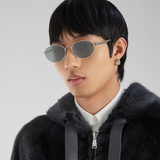 Fendi Metal oval sunglasses with a palladium finish | Thumbnail 4