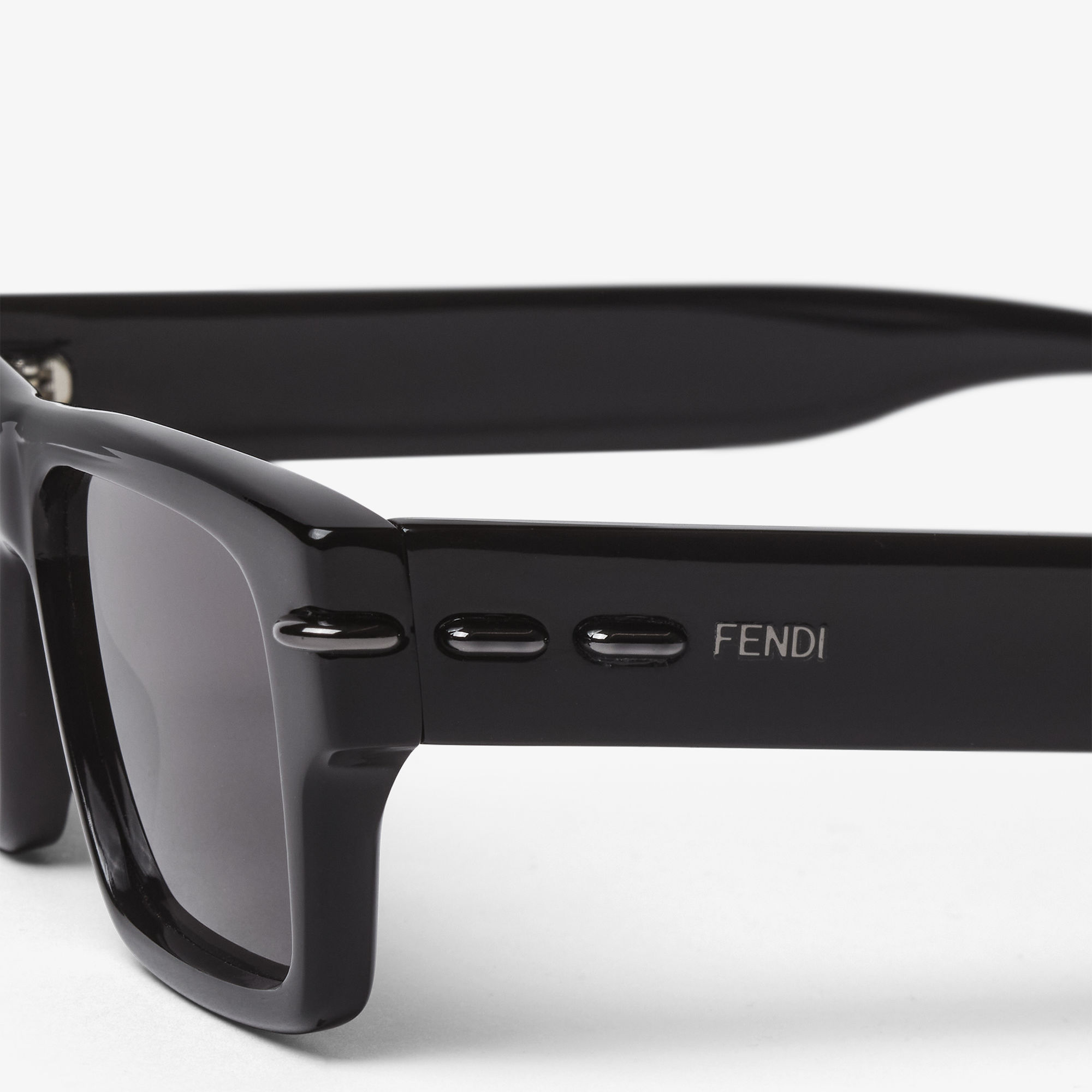 Fendi Selleria - Black | FENDI US