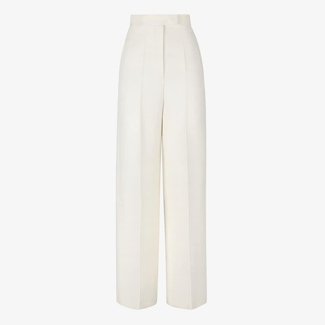 The 10 White Pants Worth the Risk This Summer