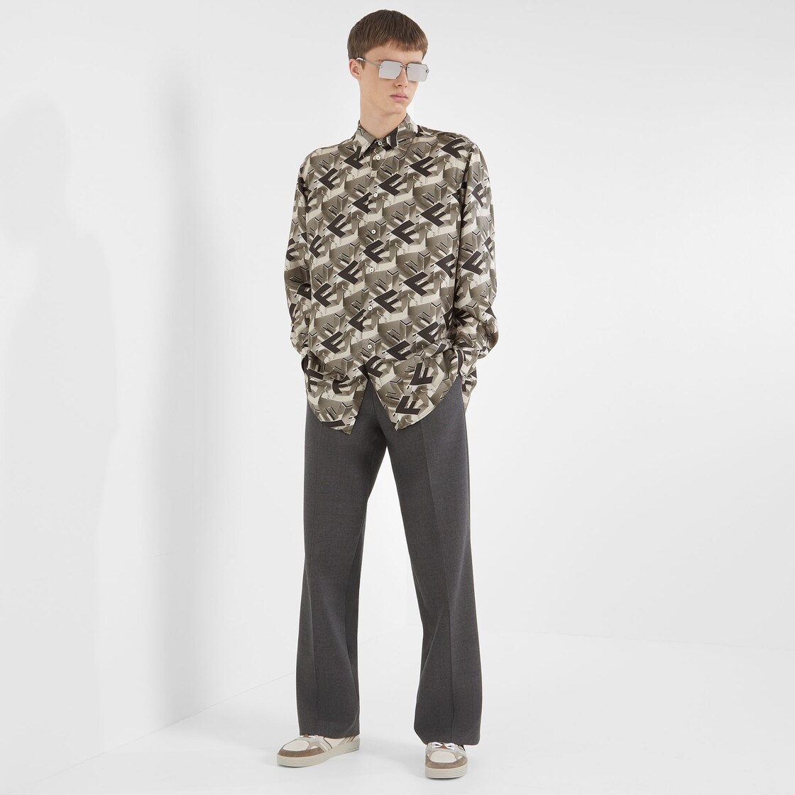 Shop Fendi Logo Chain Print Silk Shirt