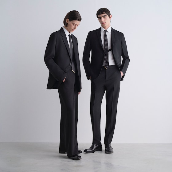 Fendi Slim-fit shirt, a men's wardrobe classic, customised with | Thumbnail 4