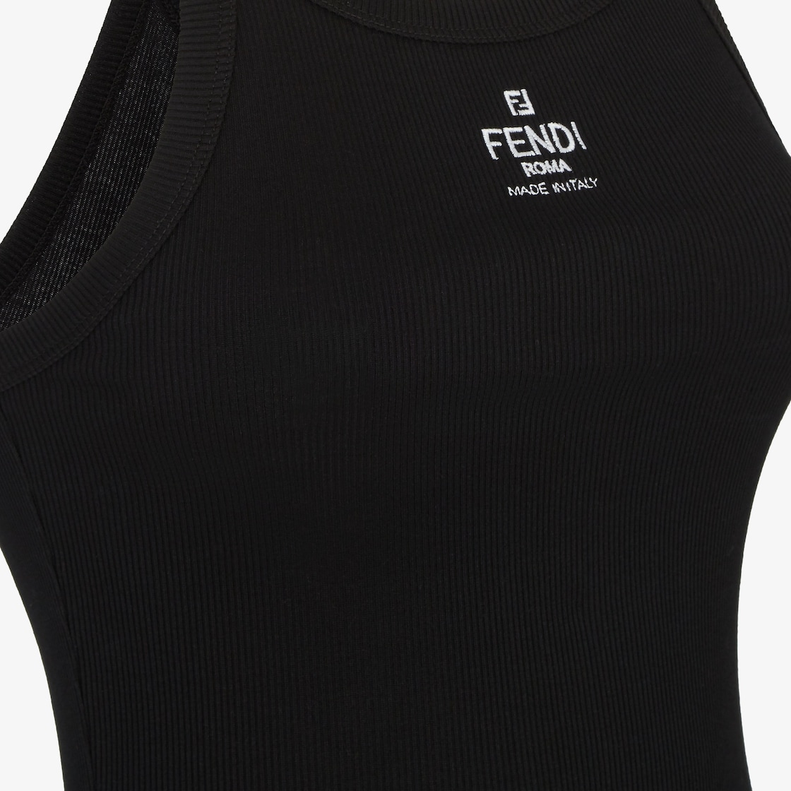 ウィメンズ デザイナー Tシャツ・スウェットシャツ | FENDI JP ウィメンズ デザイナー Tシャツ・スウェットシャツ | FENDI JP