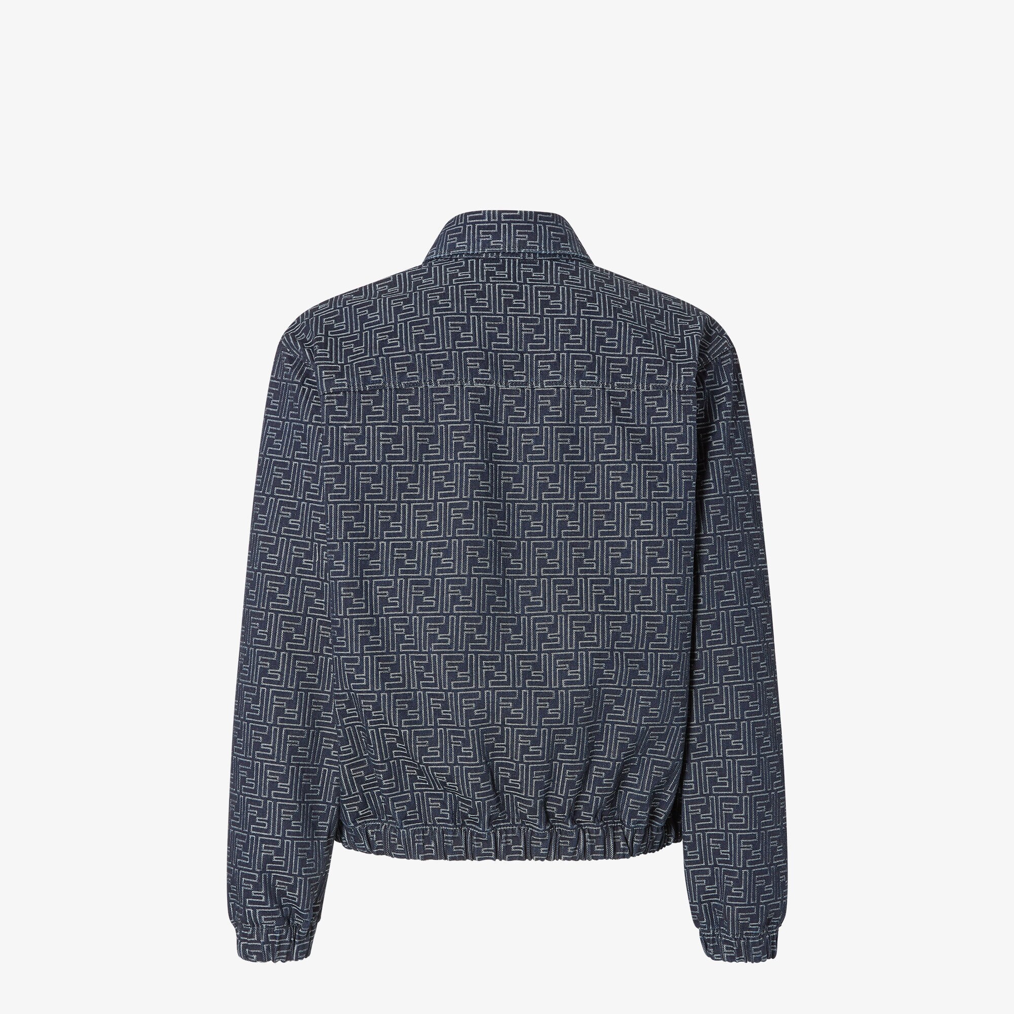 FW1324AUX4F0BUZ_02?wid=2000&