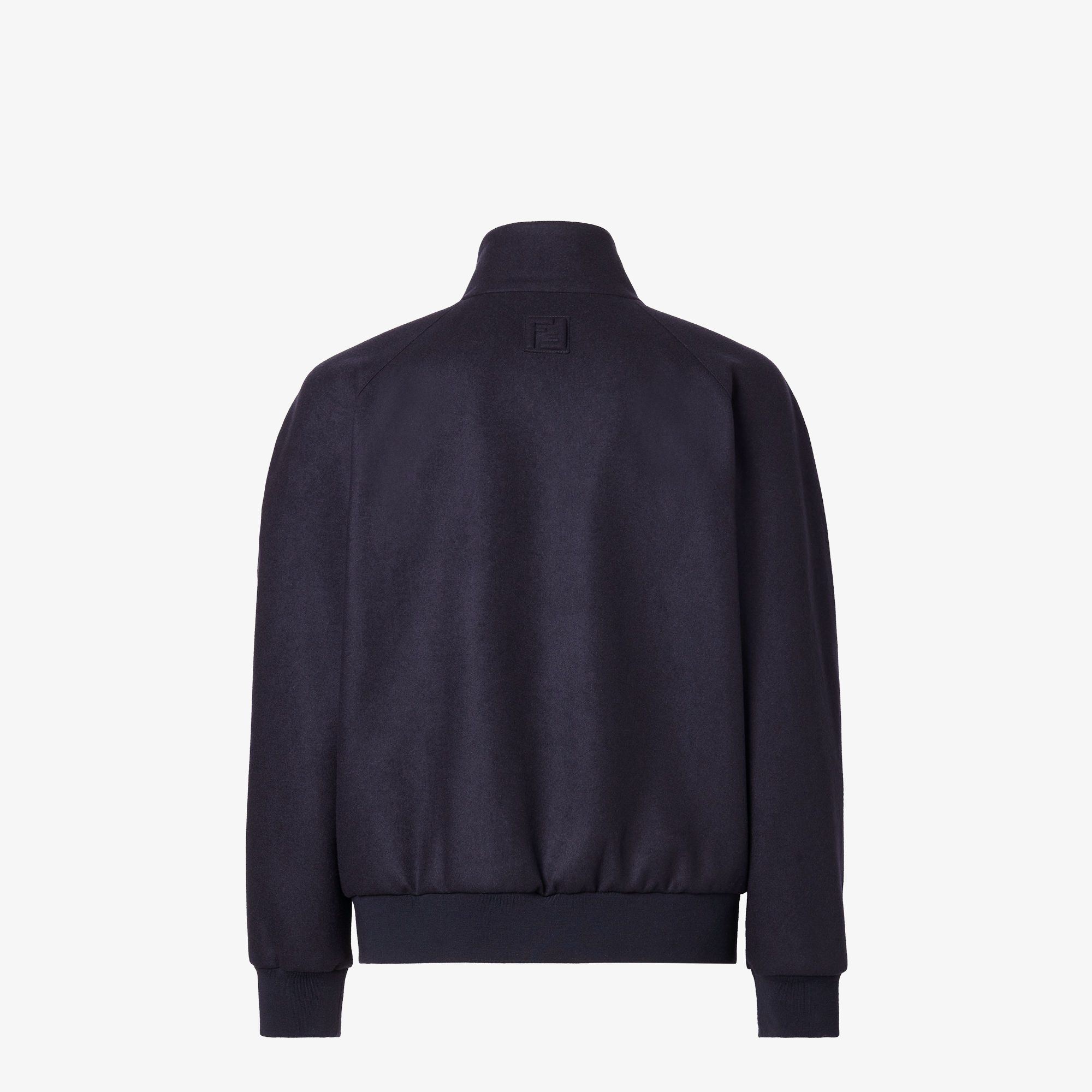 FW1333APOAF1AJR_02?wid=2000&