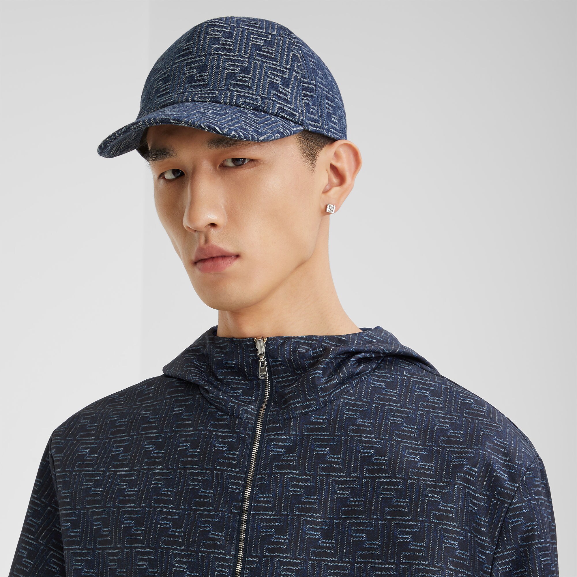 FENDI - 【正規品】FENDI ブルーテリー バケットハットの通販