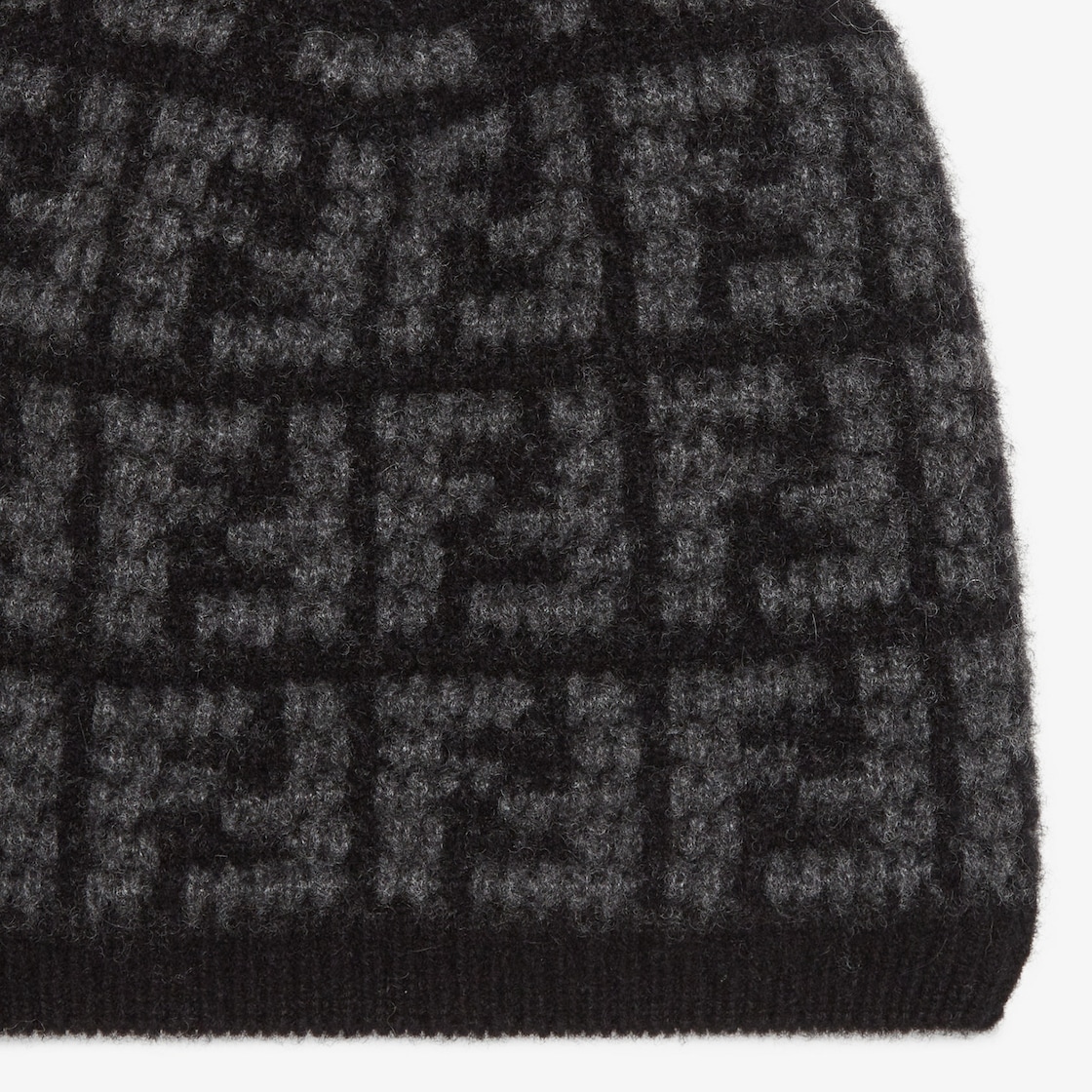 Beanie fendi clearance