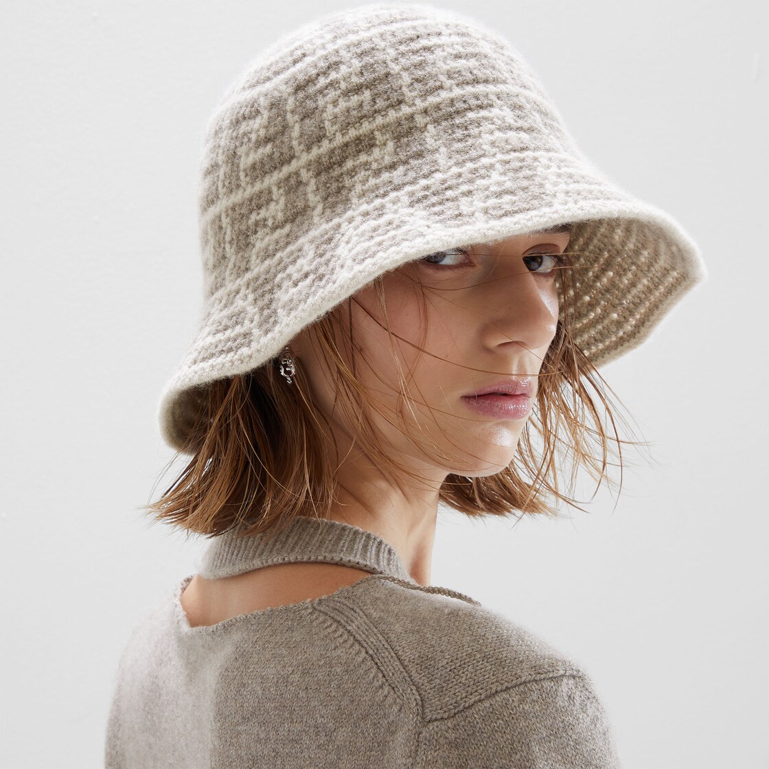 Fendi FF Jacquard Cashmere-Blend Bucket Hat