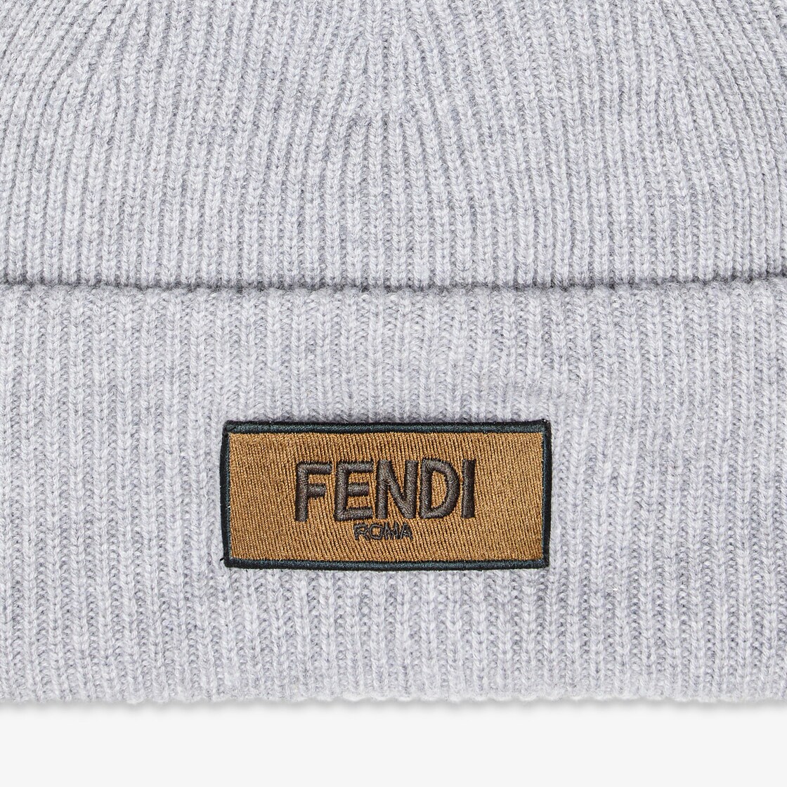 Fendi shop logo beanie