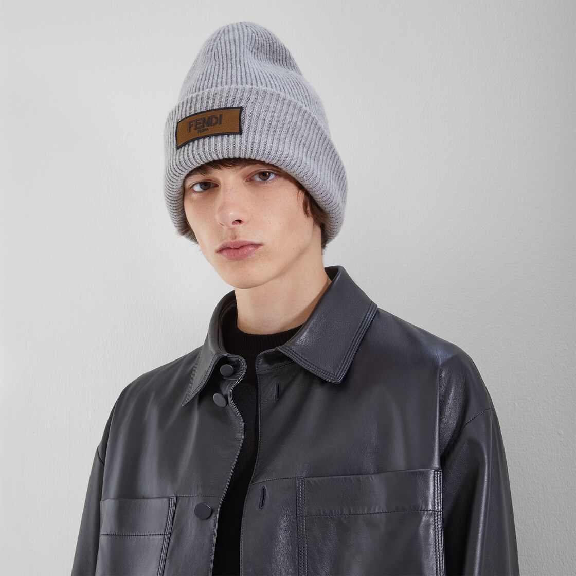 Fendi store mens beanie