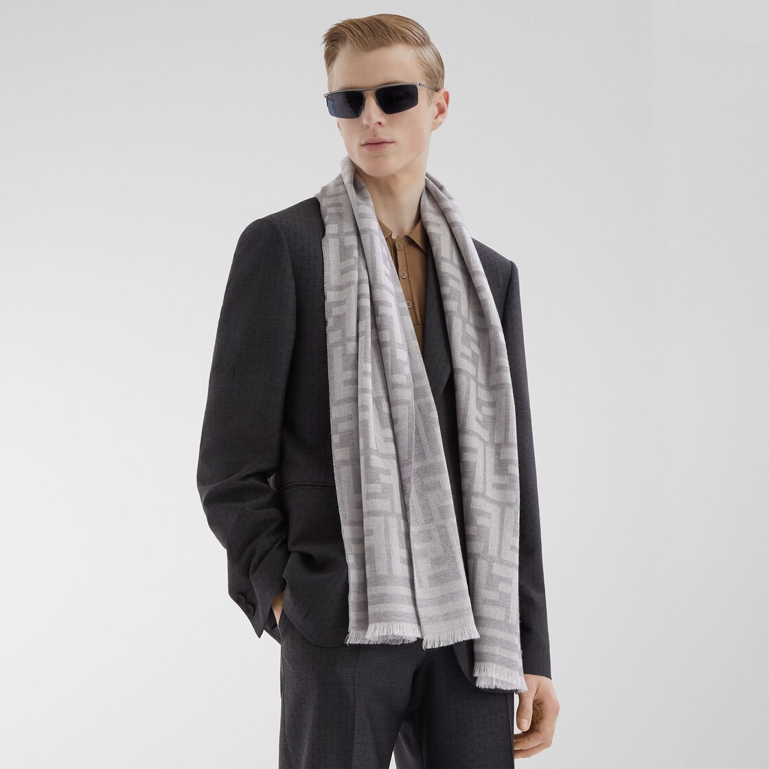 Fendi scarf mens online