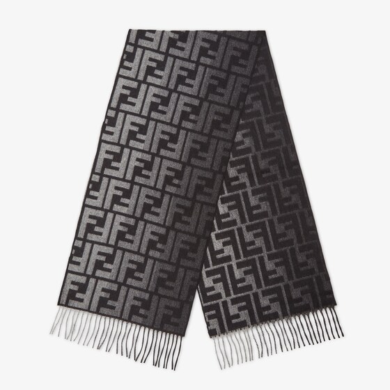 Fendi Scarf In Black