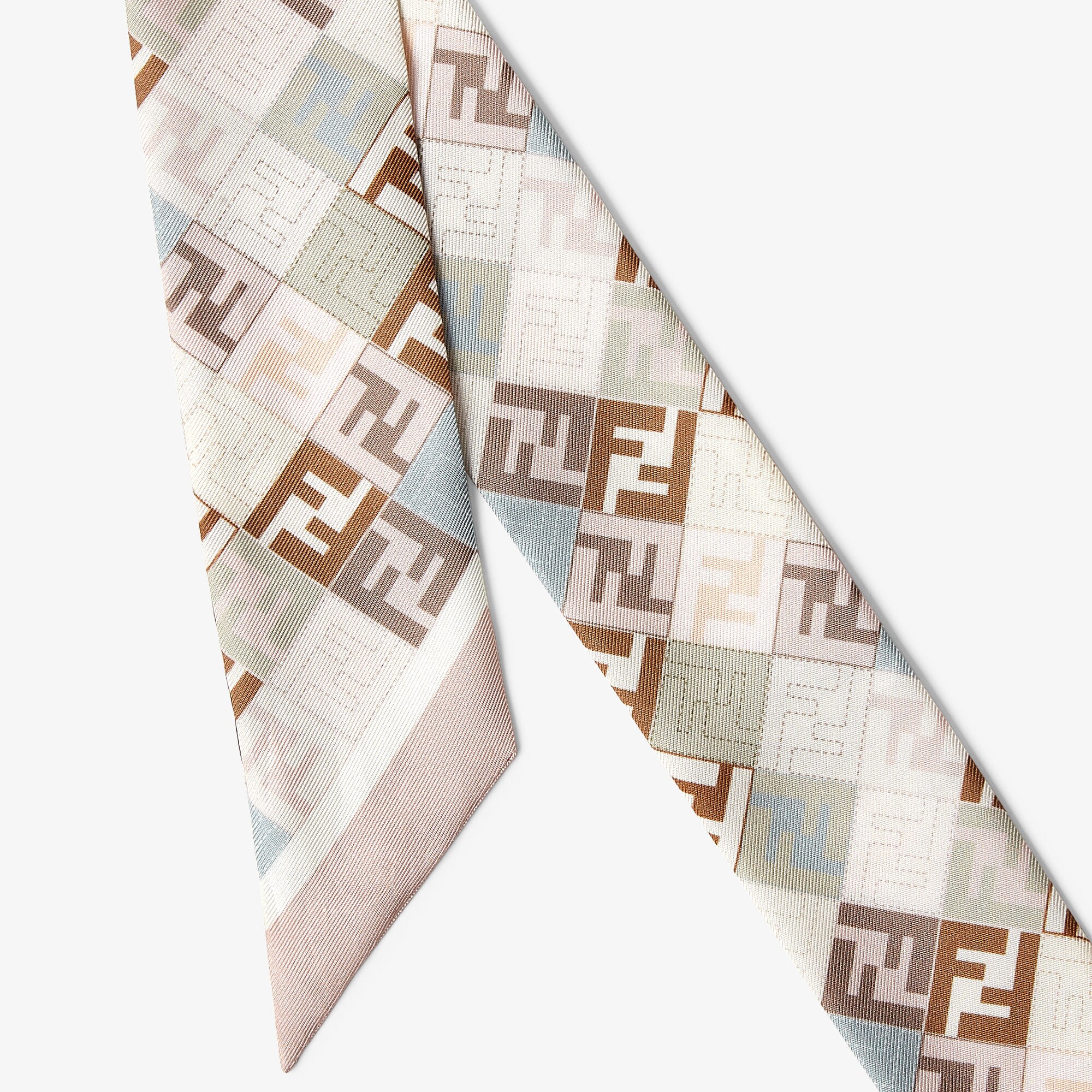 FENDI スカーフ WRAPPY ラッピー FXT011 AUMA フェンディ FENDI FENDI スカーフ WRAPPY ラッピー FXT011 AUMA