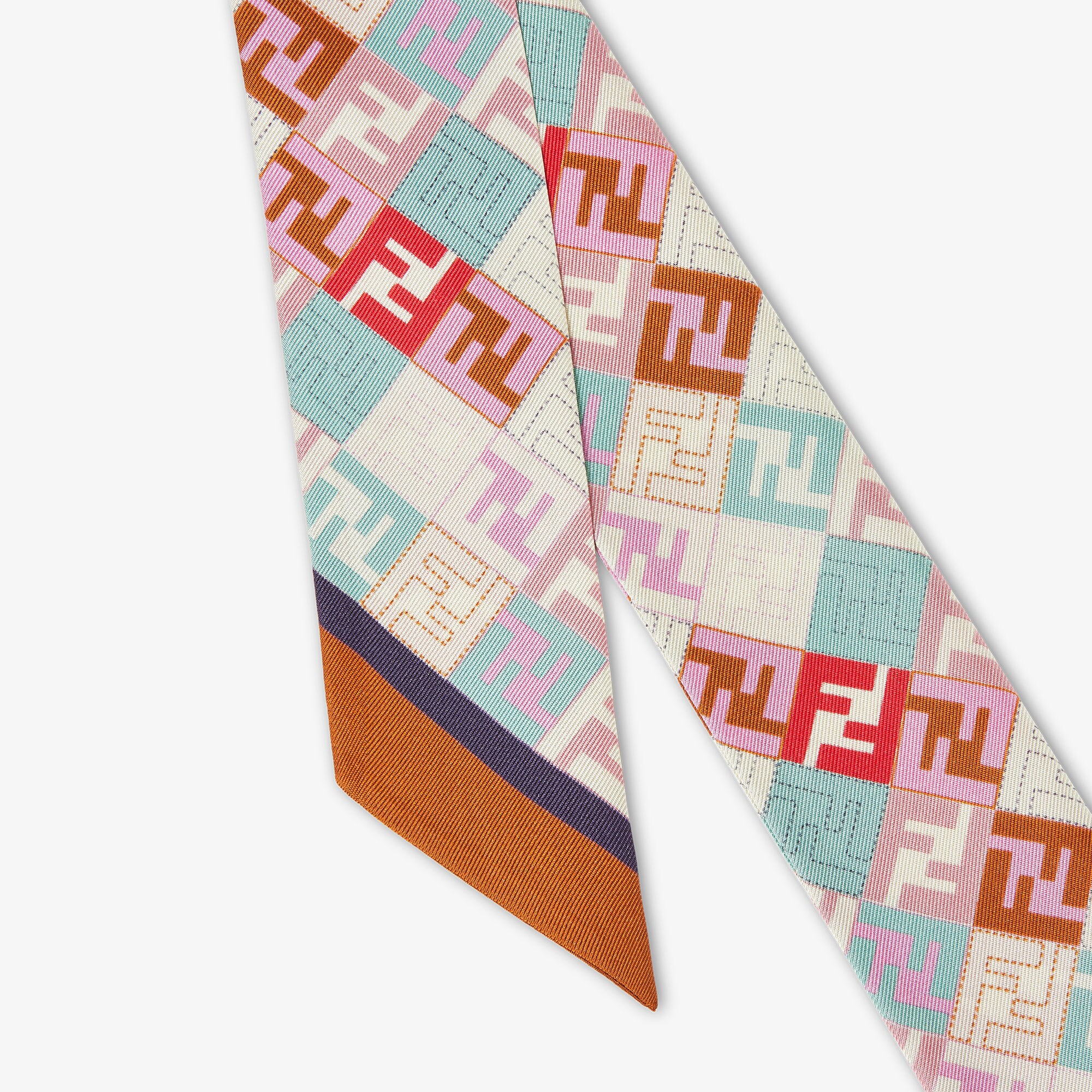 FXT011AUMDF1WO7_02?wid=2000&