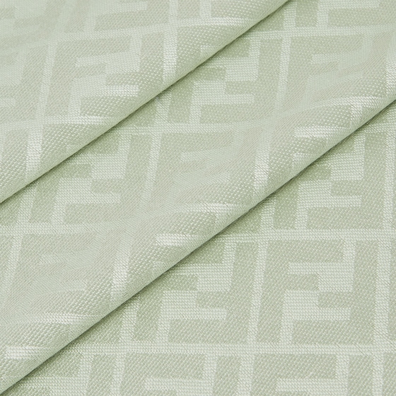 Fendi The iconic shawl is made of an organic silk and wool | Thumbnail 2