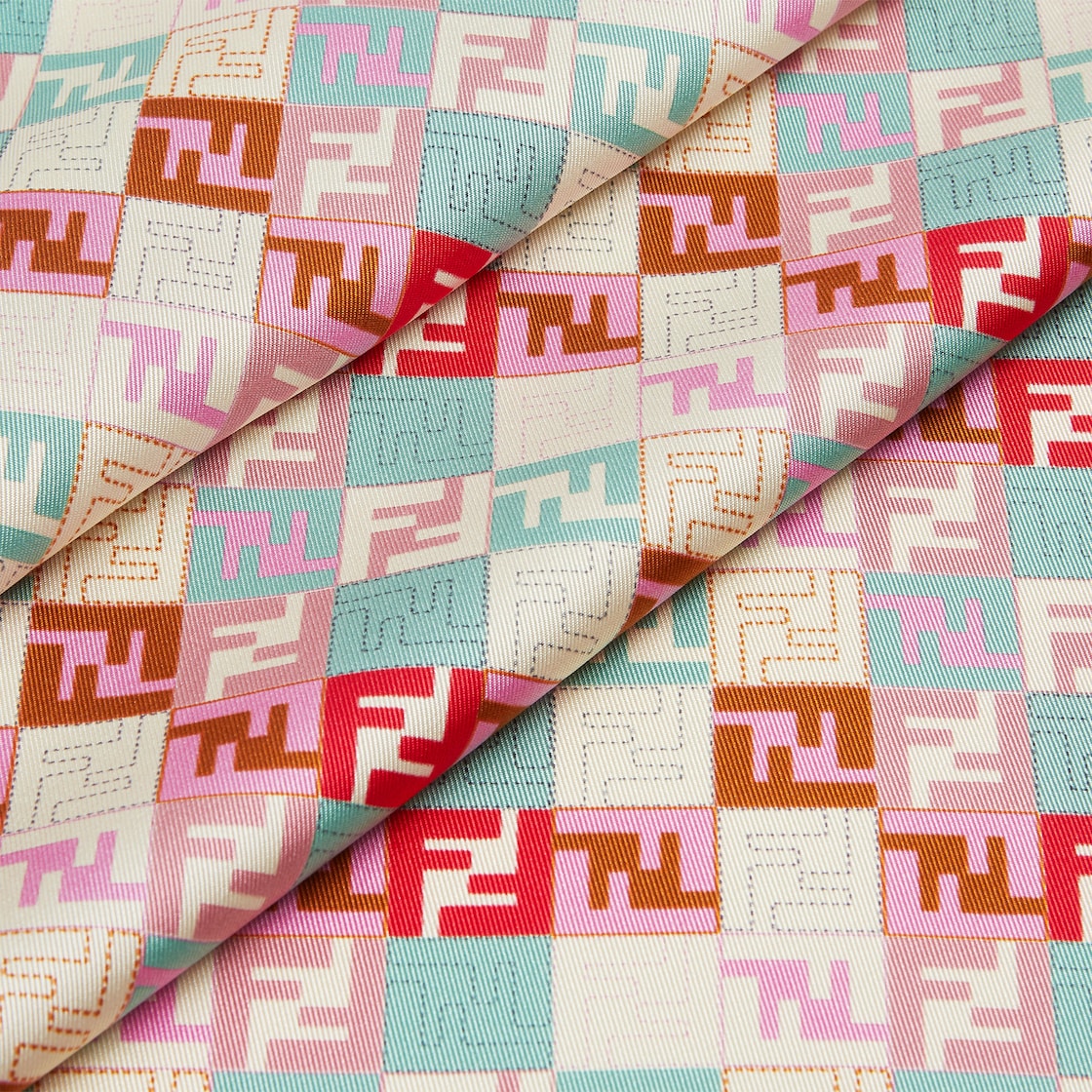 Fendi Foulard