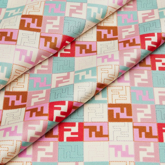 Fendi Square foulard made of organic silk twill | Thumbnail 2
