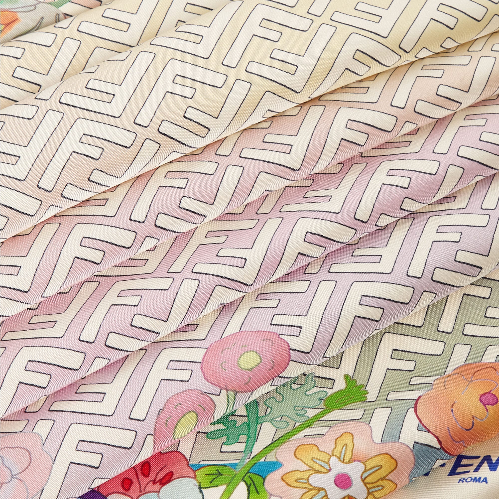 FXT091AWHHF1VHL_02?wid=2000&